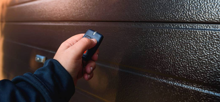 automatic door opener with remote control in Yorba Linda